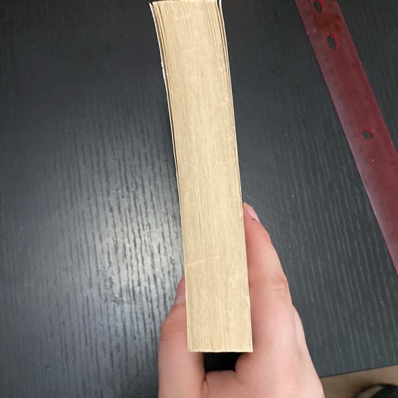 Nora Robert’s - A Little Magic - Picture 4 of 5